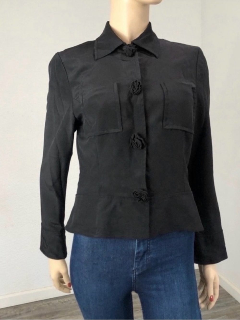 E C I New York black silk jacket with rose buttons Tailored Button-Front Jacket